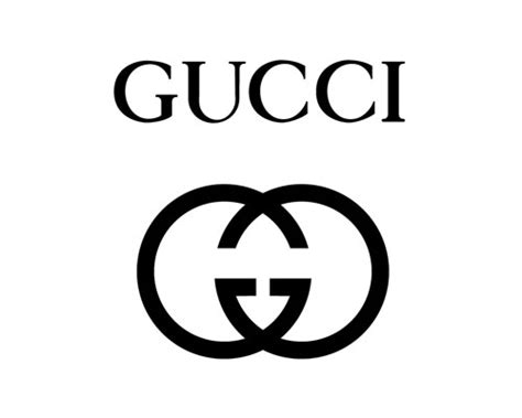 who designs gucci